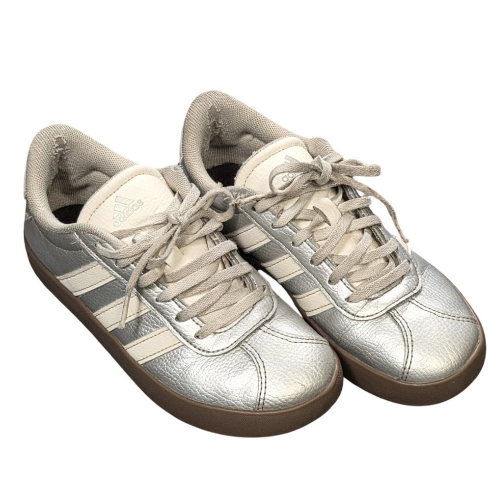 Adidas VL Court 3.0 Sneakers Girl's Size 2 Metallic Silver White Gum Rubber Sole